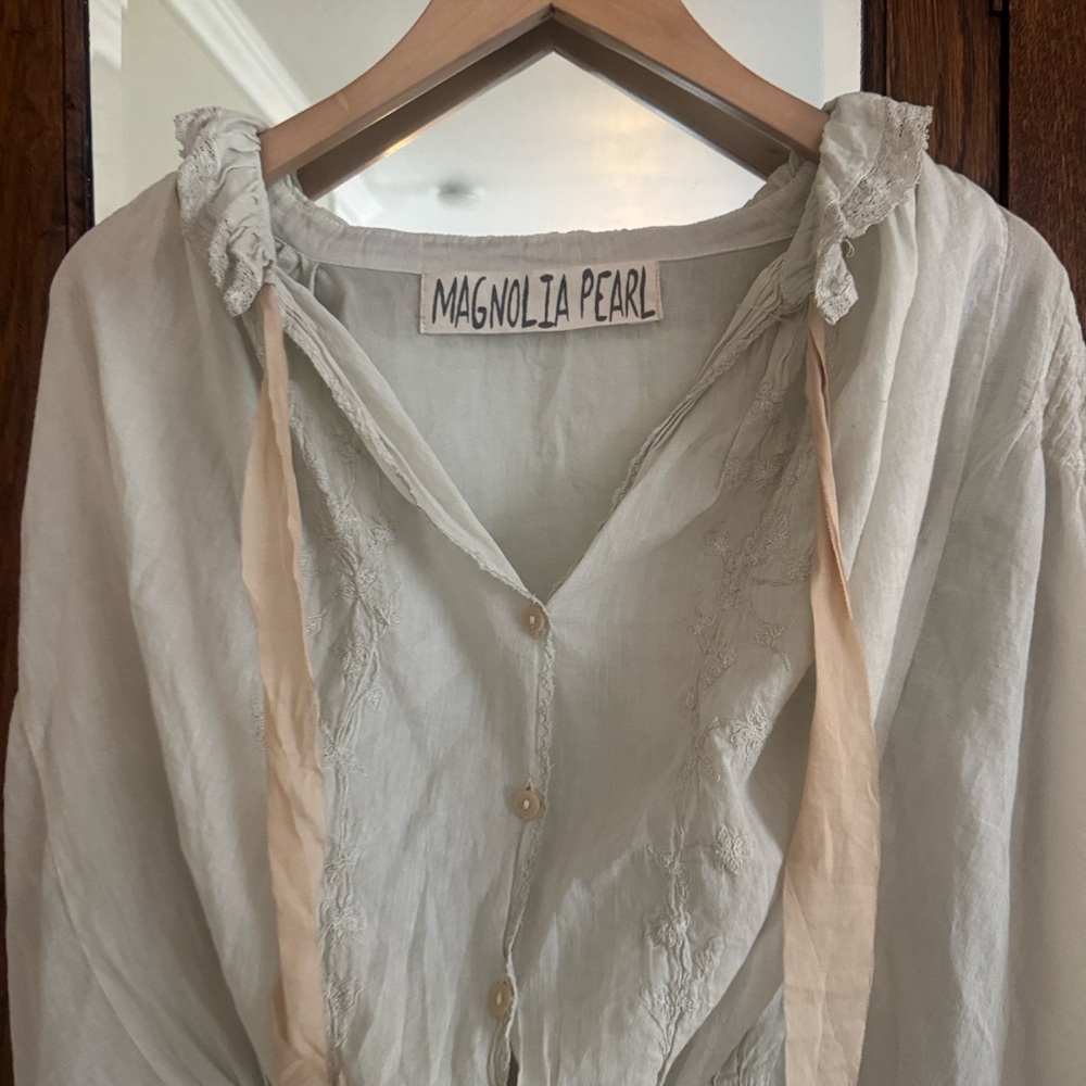 Magnolia Pearl Cream Embroidered Blouse - Picture 2 of 7